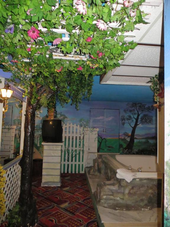 גורני Hollywood Inn & Suites מראה חיצוני תמונה